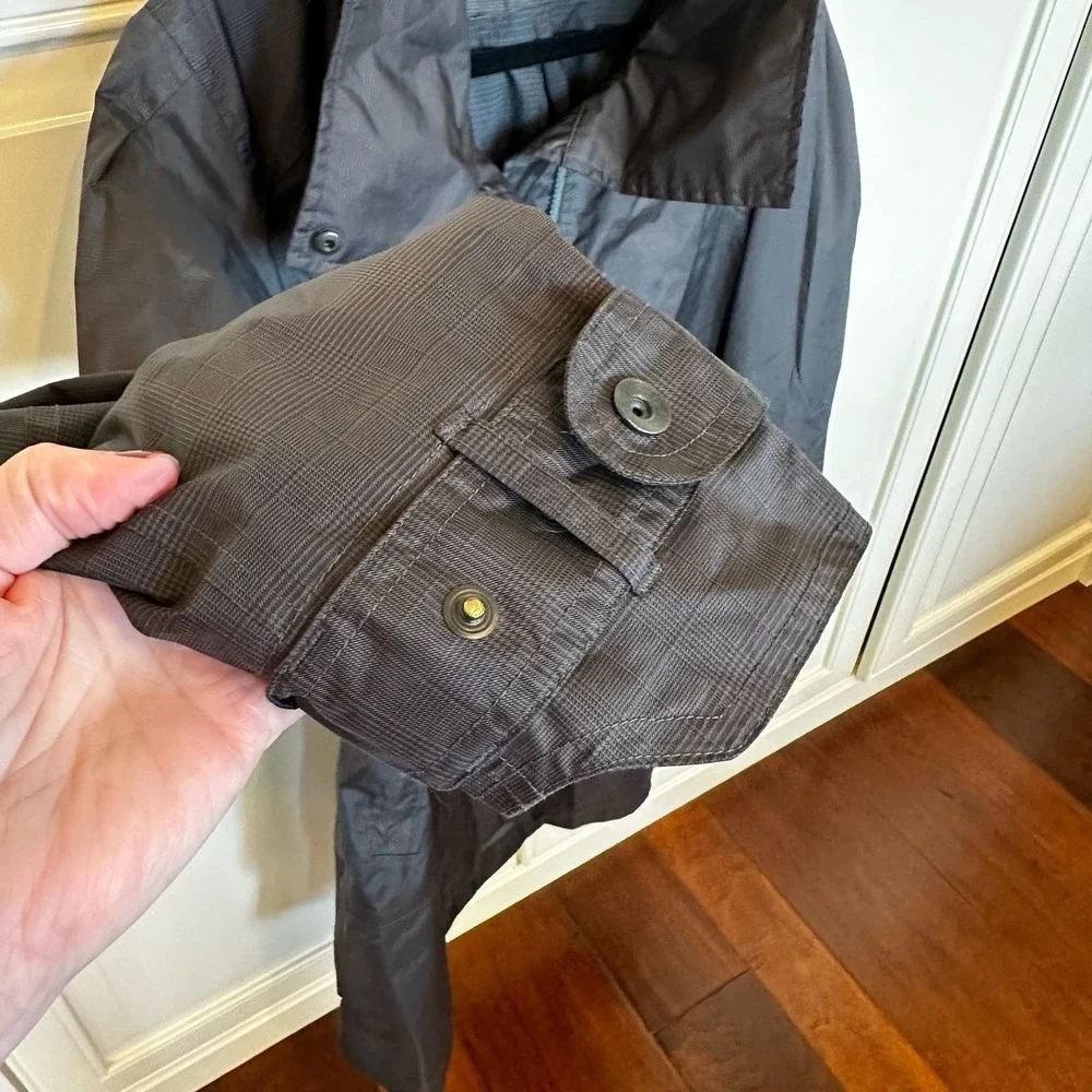 Nau Men’s Black Plaid Nylon Windbreaker Rain‎ Coat Jacket